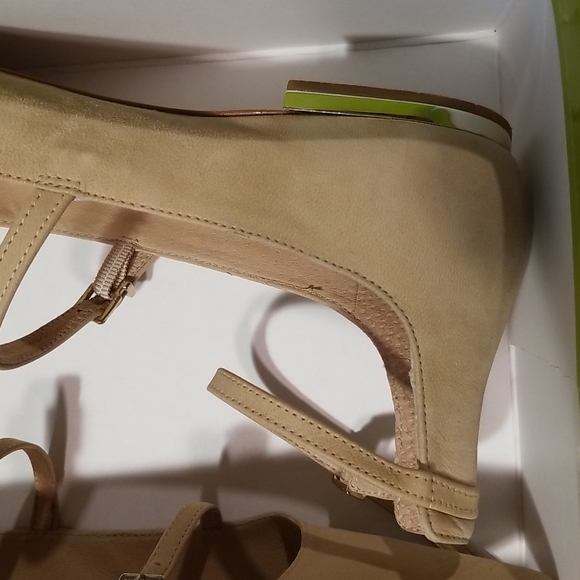 Gianni Bini blush flats - Picture 3 of 4